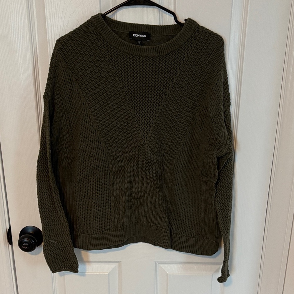 Express Dark Green Crew Neck Sweater